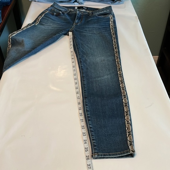 Kut From The Kloth Donna Ankle Skinny Mid Rise Size 2 - Picture 7 of 16